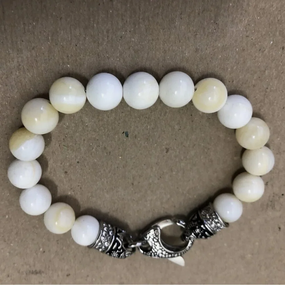 NWOT Blackjack Genuine Tridacna Shell Stone Bracelet